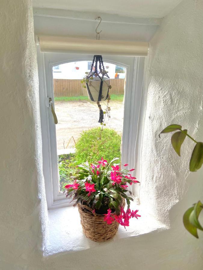 Idyllic Cornish Cottage, Superking Bed, Private Garden Dogs Welcome Truro Extérieur photo
