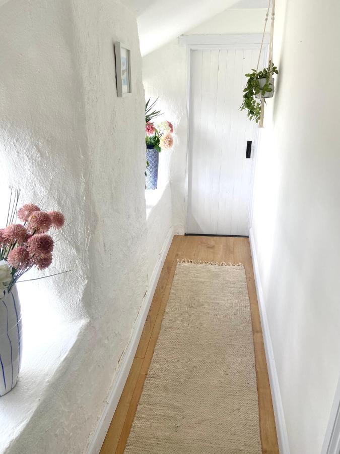Idyllic Cornish Cottage, Superking Bed, Private Garden Dogs Welcome Truro Extérieur photo