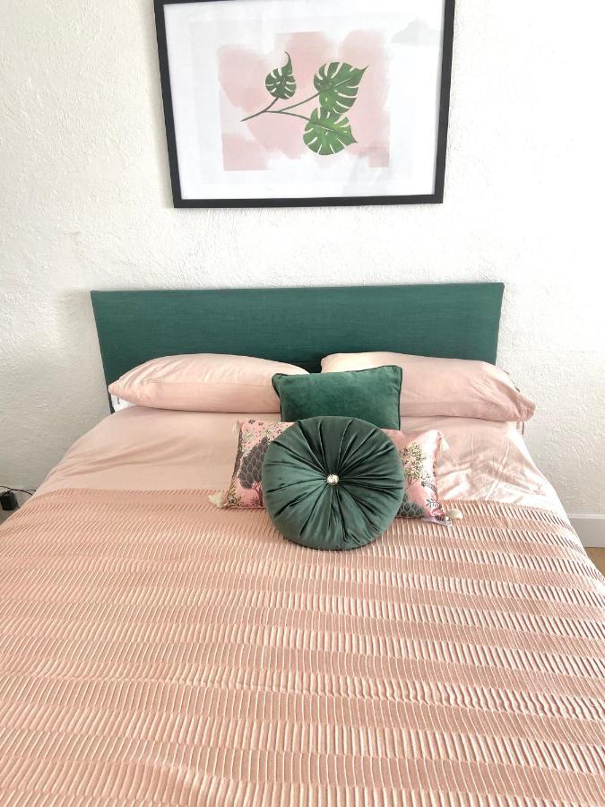 Idyllic Cornish Cottage, Superking Bed, Private Garden Dogs Welcome Truro Extérieur photo
